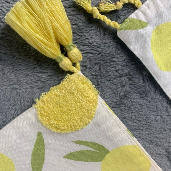 Opal House Lemons Set With Table Runner & 6 Matching NWT Placemats Tassels - Picture 15 of 16